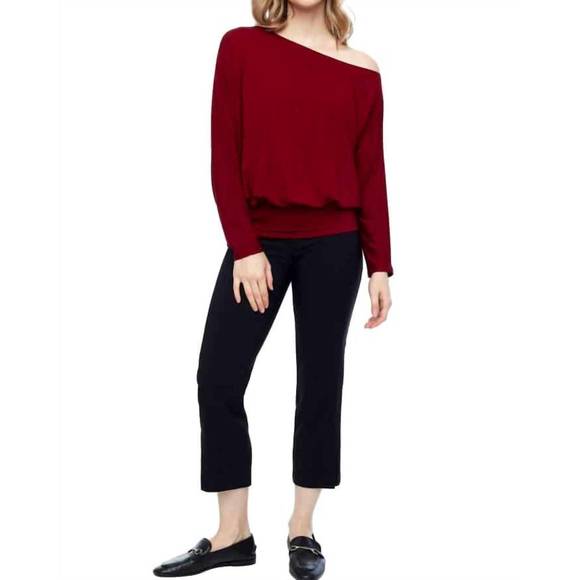 NEW UP! bamboo knit off-the-shoulder long sleeve top in red - Picture 2 of 3
